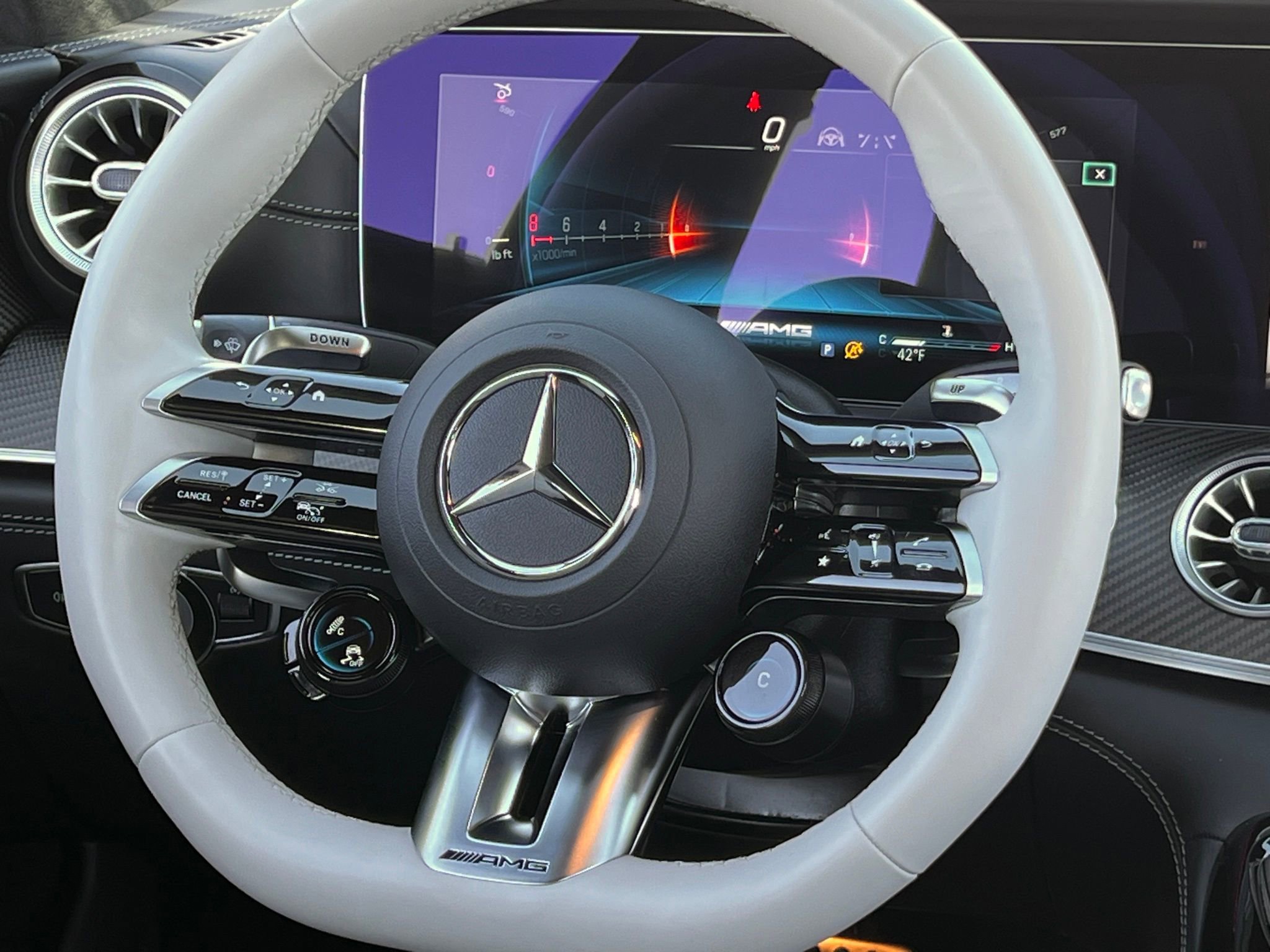 Used 2024 Mercedes-Benz AMG GT 63 image 28