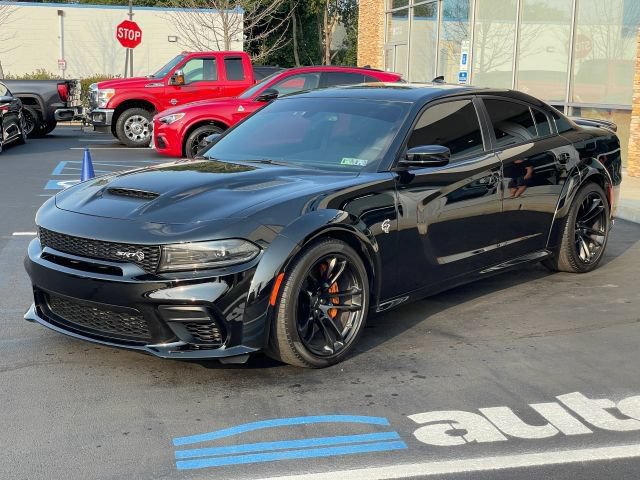 Used 2022 Dodge Charger SRT Hellcat w/ Harman/Kardon Audio Group RWD image 9