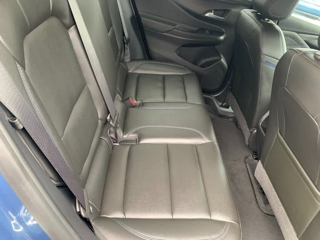 Used 2025 Buick Envista Sport Touring w/ Convenience I Package FWD image 16