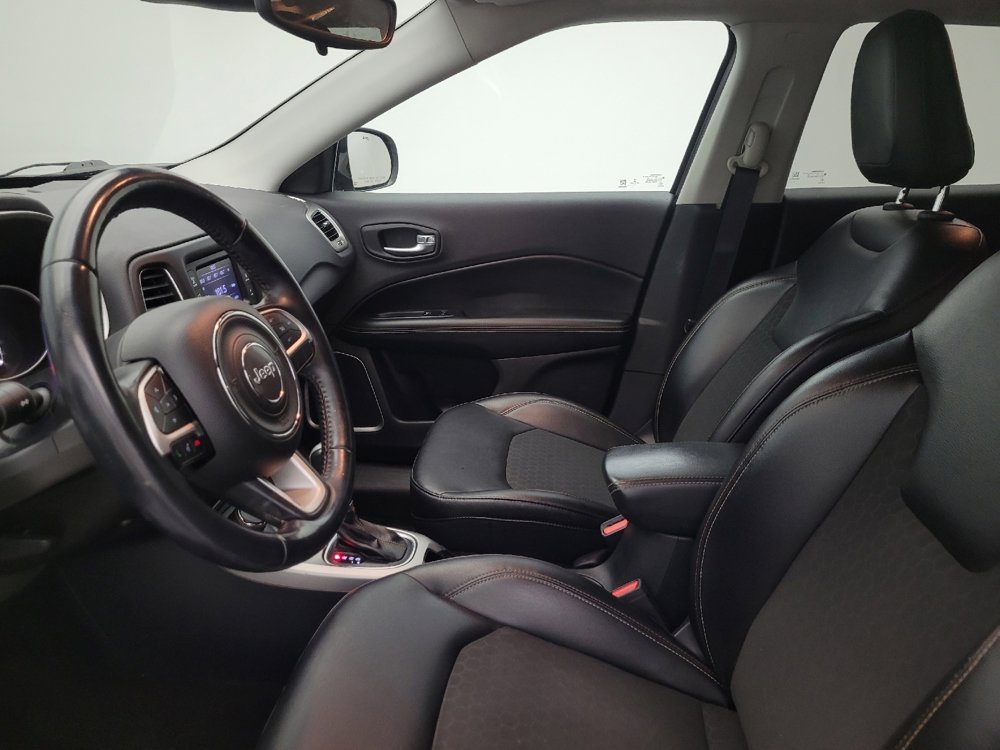 Used 2018 Jeep Compass Latitude image 17