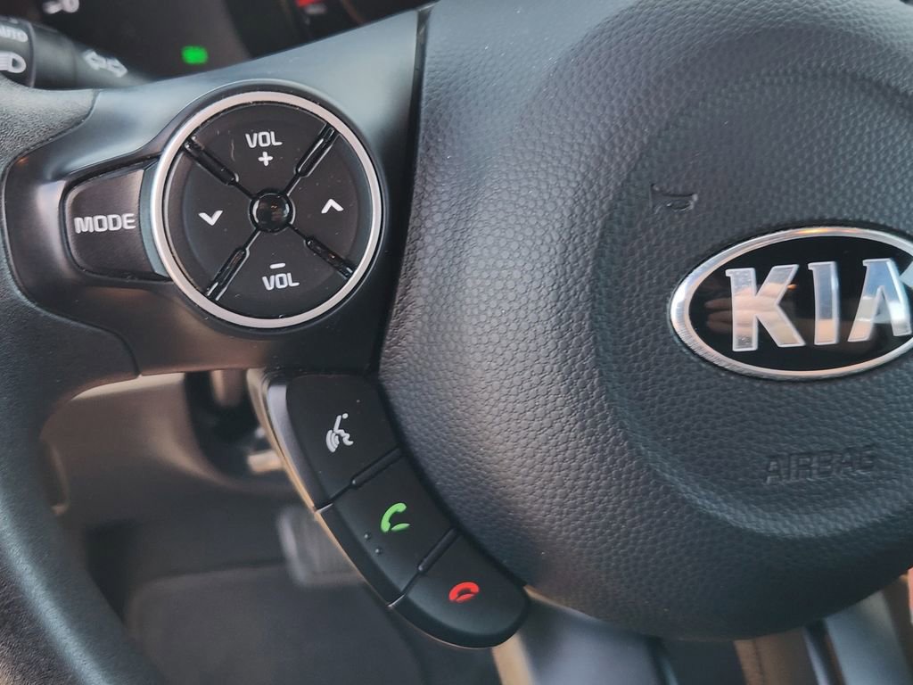 Used 2019 Kia Soul Base w/ Convenience Package image 33