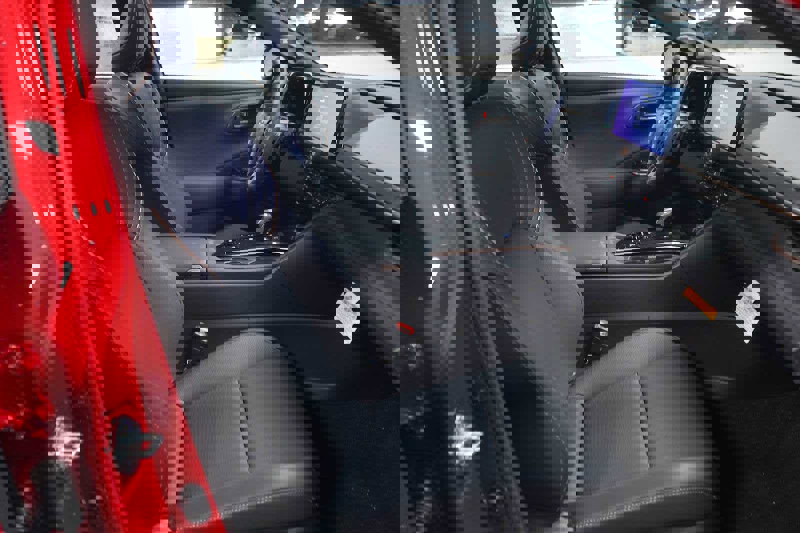 New 2025 Toyota Crown Signia image 14