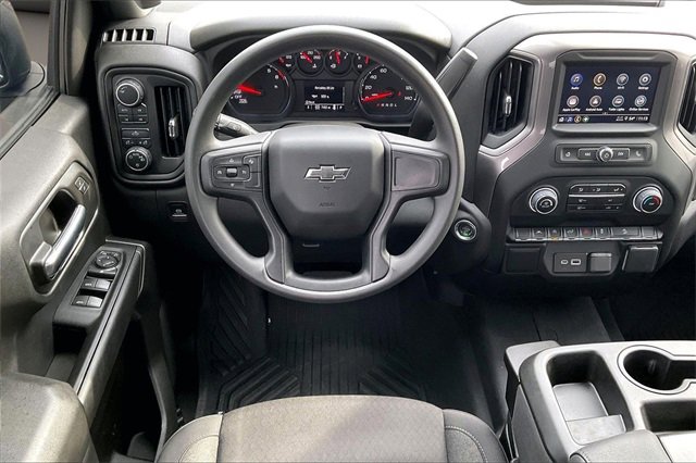 Used 2025 Chevrolet Silverado 1500 Custom Trail Boss w/ Turbomax Blackout Package image 5