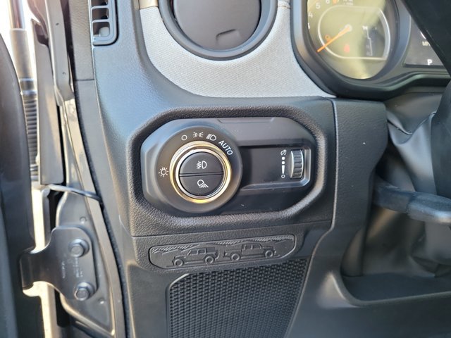Used 2024 Jeep Gladiator Sport AWD/4WD image 19