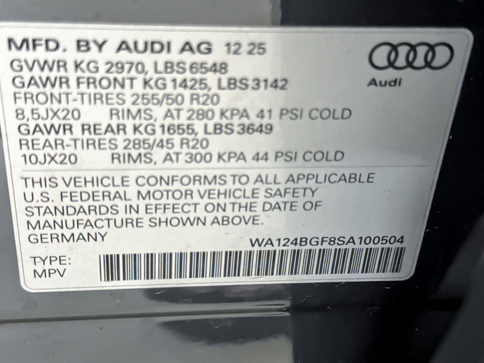 New 2025 Audi Q6 e-tron Premium Plus image 28