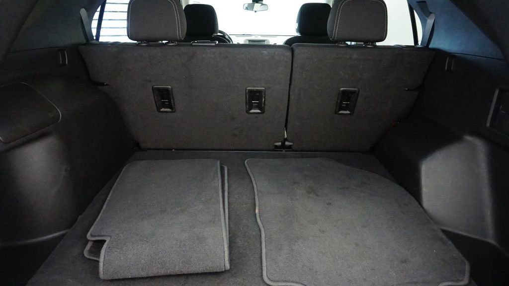 Used 2022 Chevrolet Equinox LT w/ Driver Convenience Package image 19