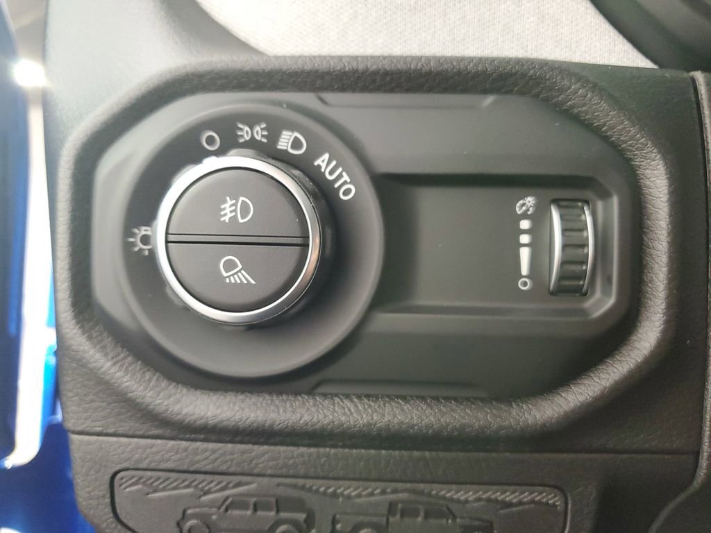 New 2025 Jeep Gladiator Willys image 25