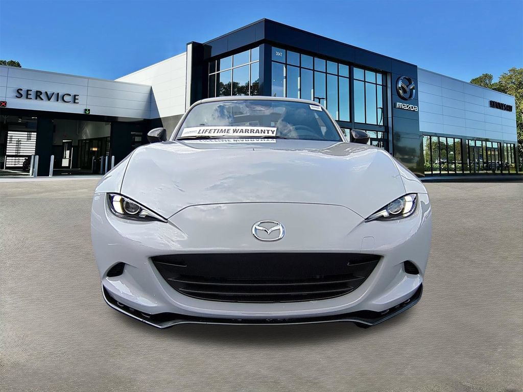 New 2026 MAZDA MX-5 Miata RF Club RWD image 9