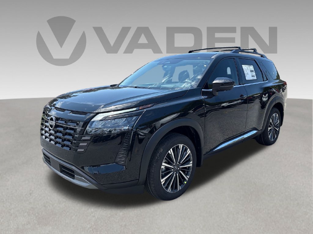 New 2026 Nissan Pathfinder Platinum FWD image 1