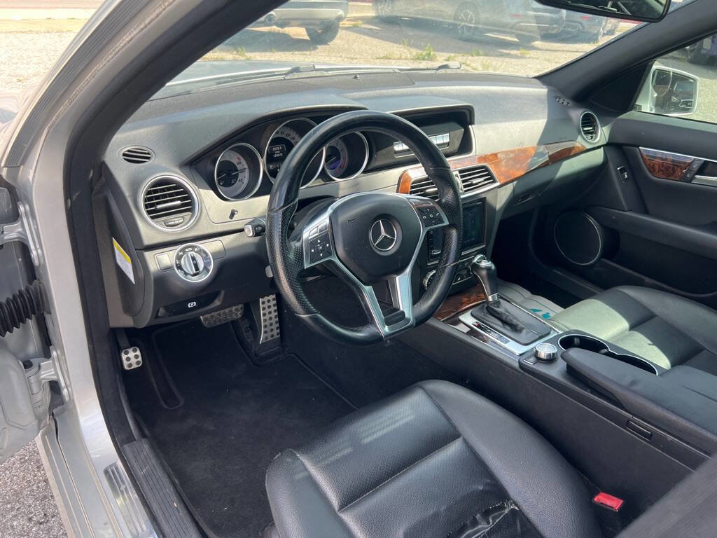 Used 2014 Mercedes-Benz C 300 4MATIC Sedan image 8