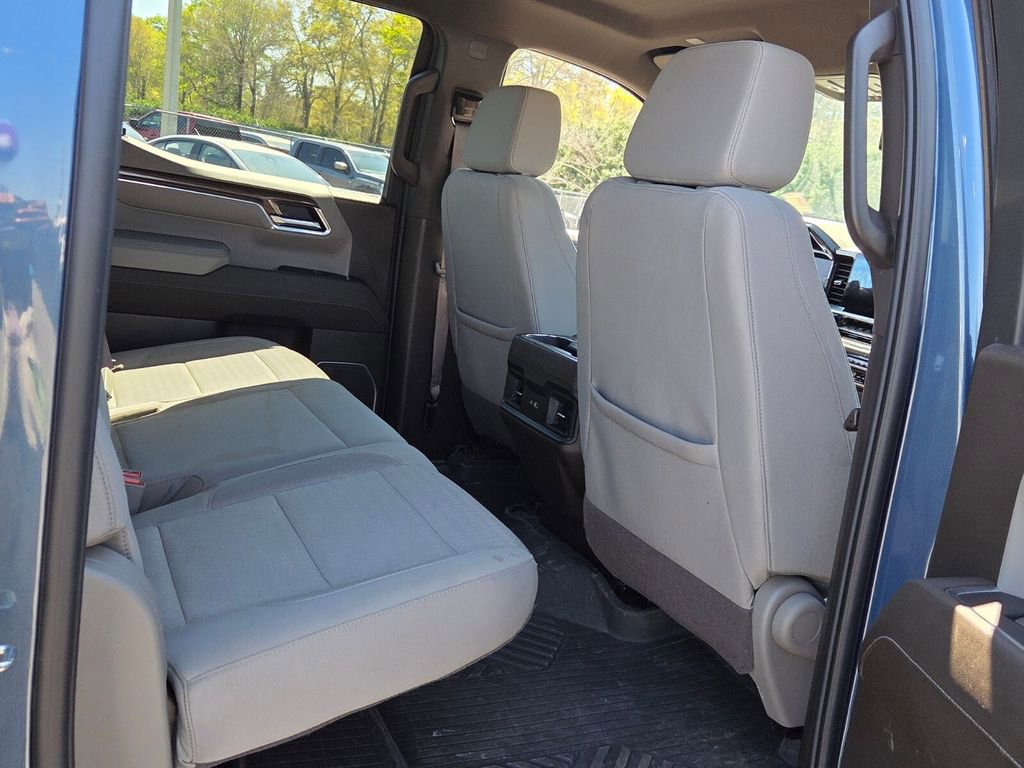 Used 2024 Chevrolet Silverado 1500 LT w/ Z71 Off-Road Package image 12