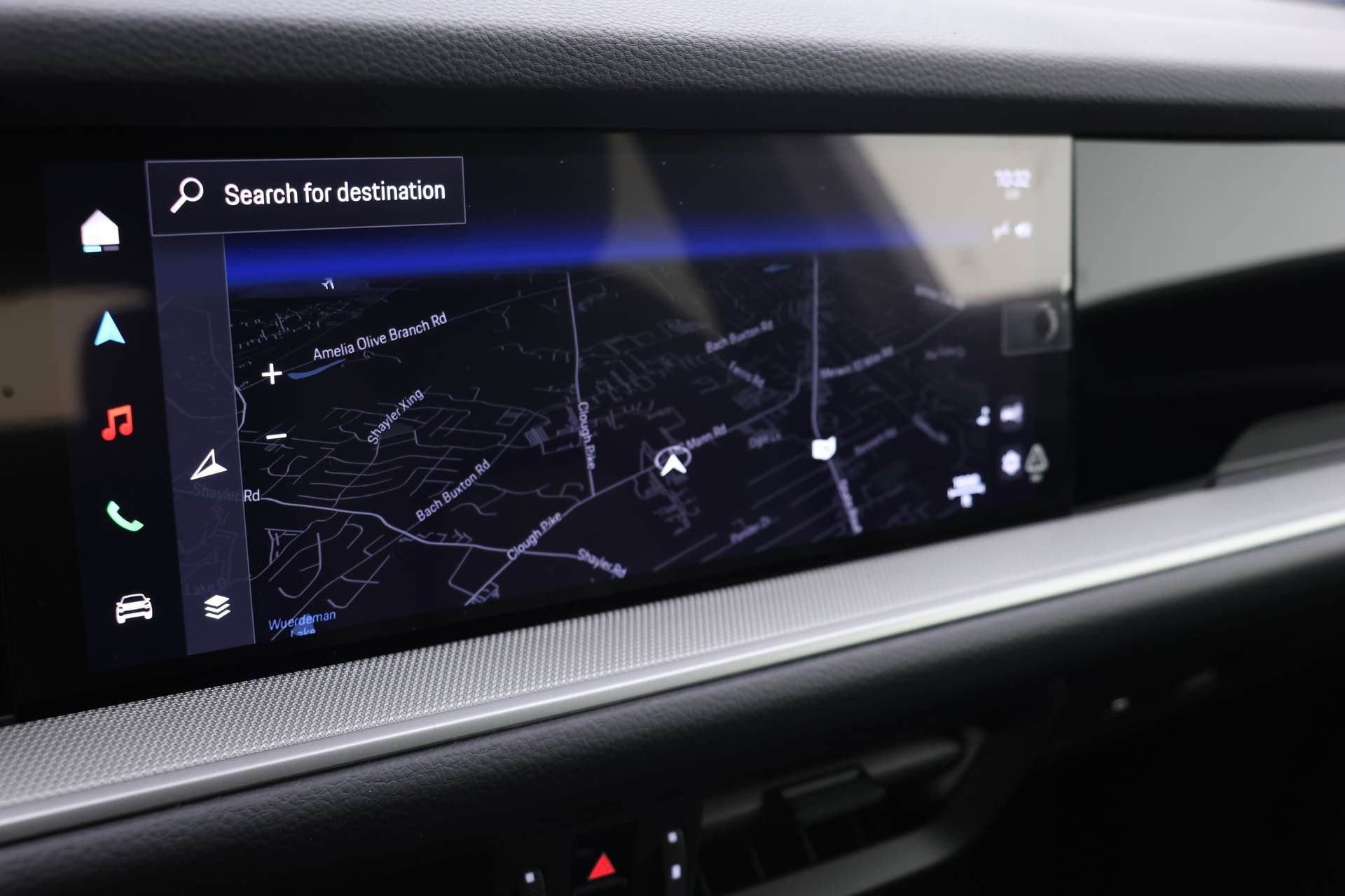 Used 2024 Porsche Cayenne Coupe image 13