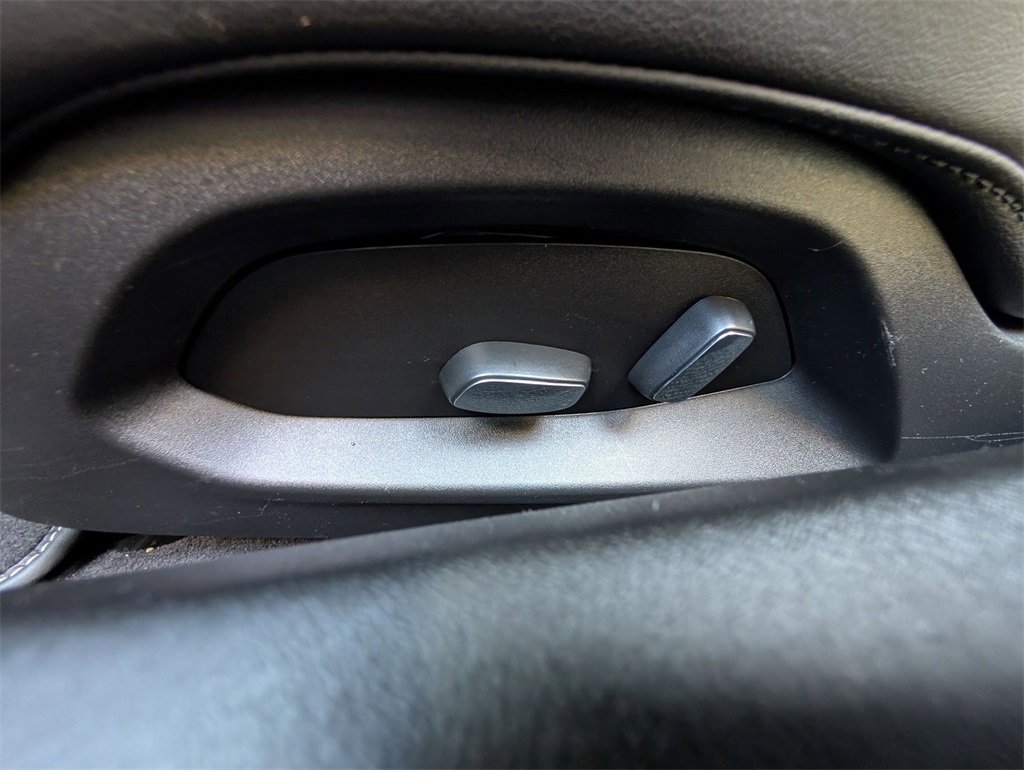 Used 2023 Chevrolet Corvette Stingray Coupe w/ Z51 Performance Package image 14