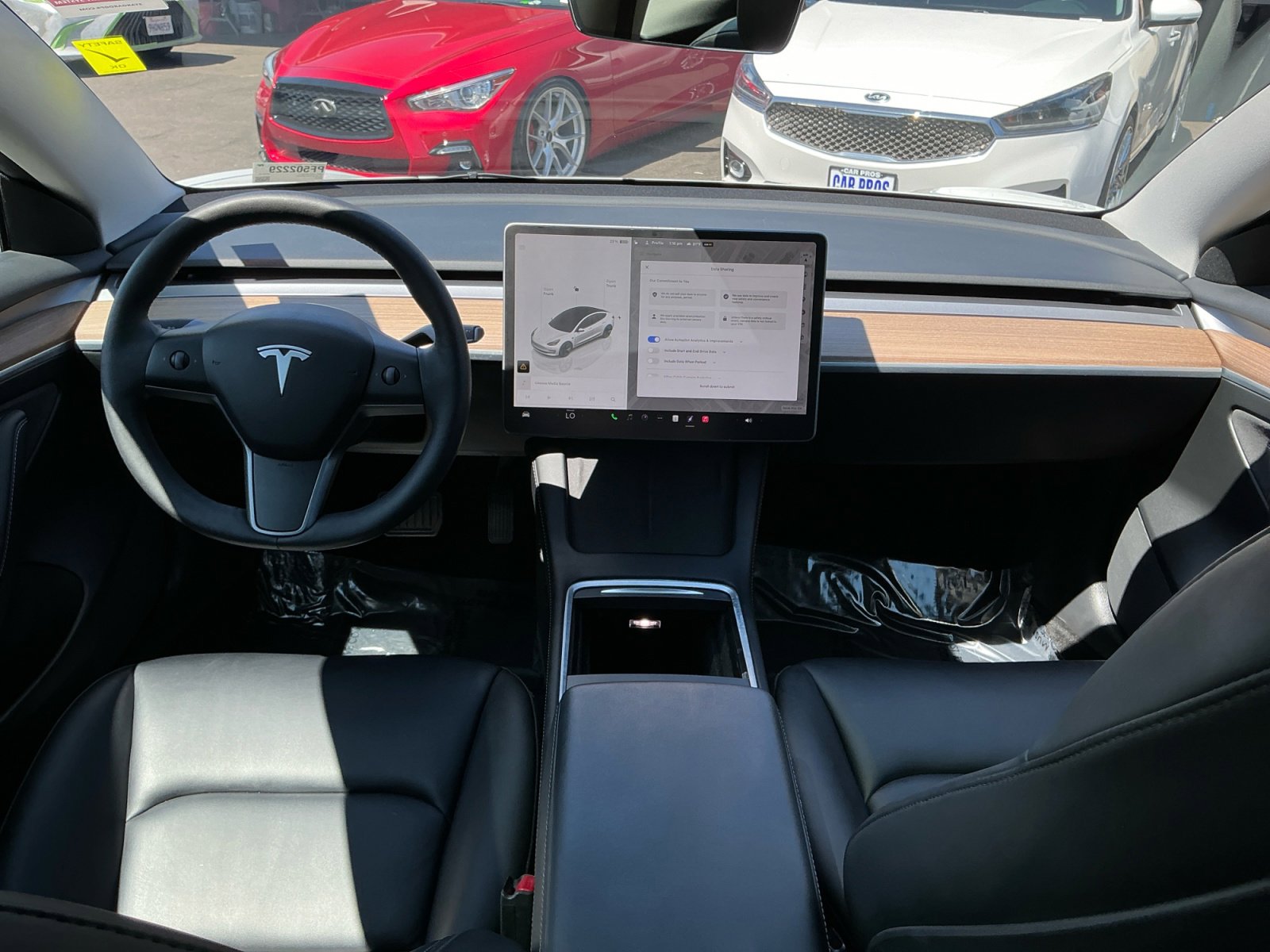 Used 2023 Tesla Model 3 Standard Range image 17