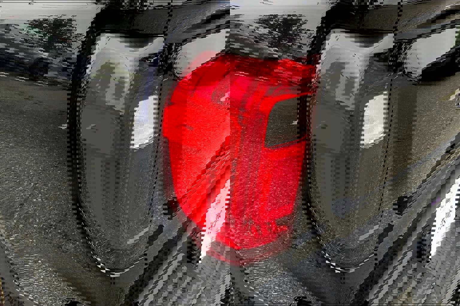 New 2026 GMC Canyon Elevation w/ Convenience Package image 14