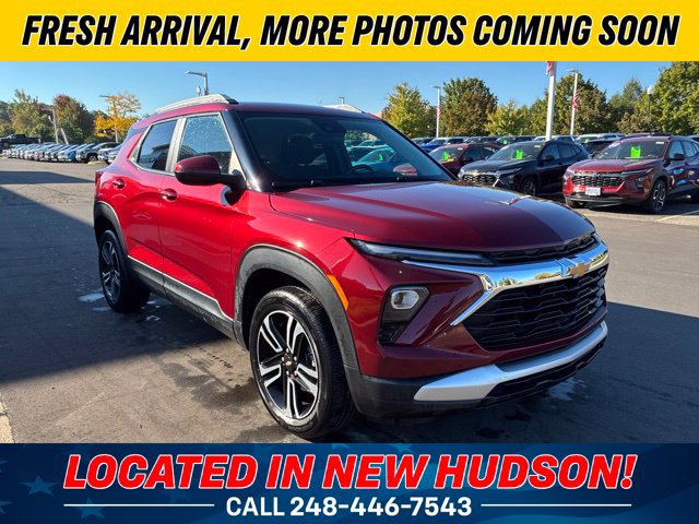 Used 2024 Chevrolet TrailBlazer LT w/ LT Cold Weather Package AWD/4WD image 4