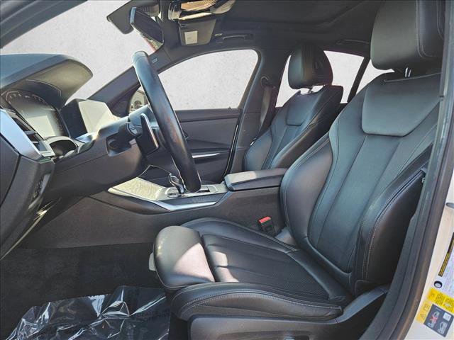 Used 2022 BMW 330e w/ M Sport Package image 10