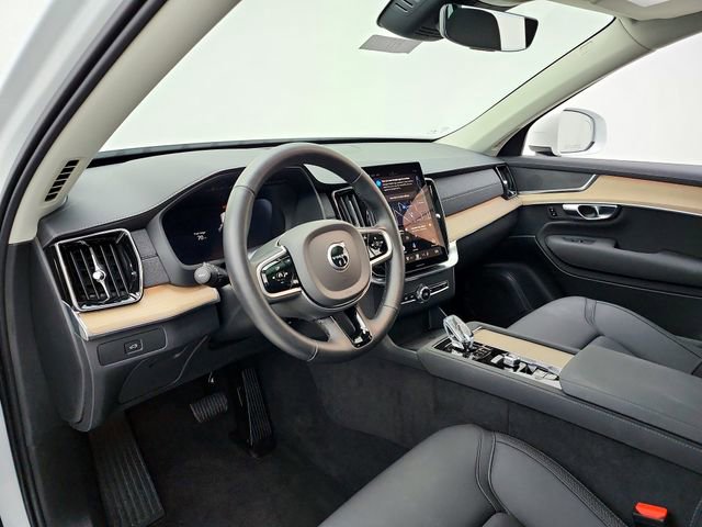 Certified 2025 Volvo XC90 B6 Plus AWD/4WD image 20