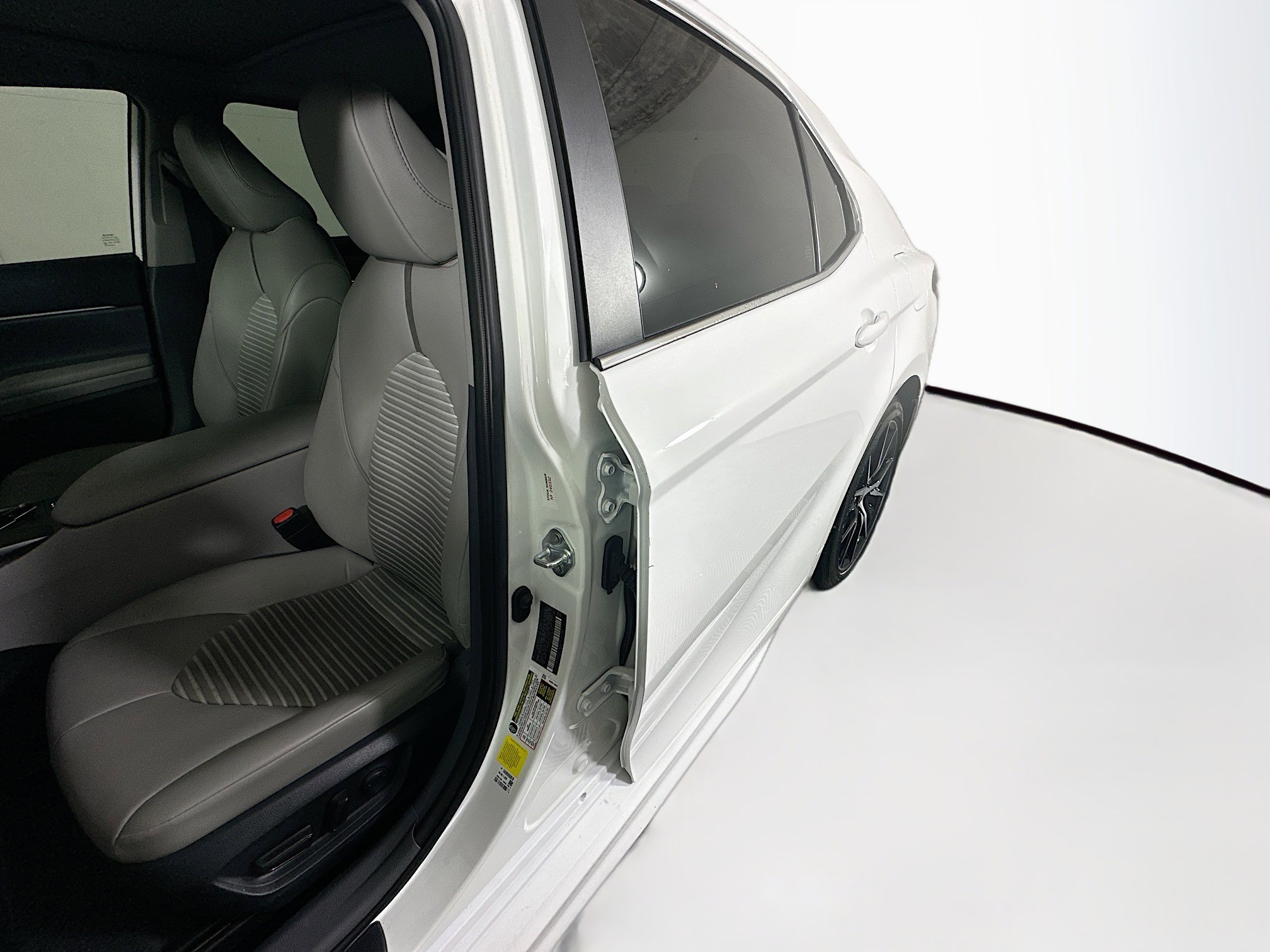 Certified 2024 Toyota Camry SE w/ Cold Weather Package FWD image 12