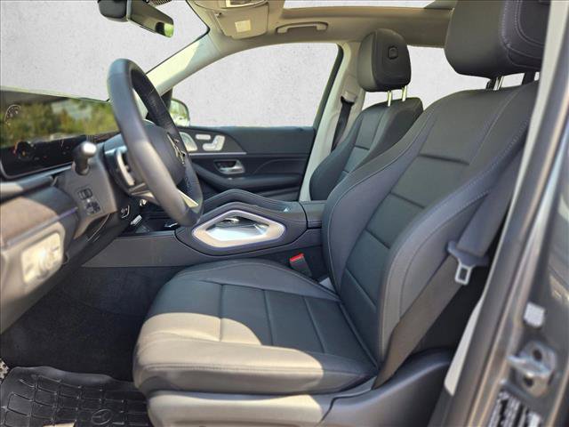 Used 2026 Mercedes-Benz GLS 450 4MATIC image 14
