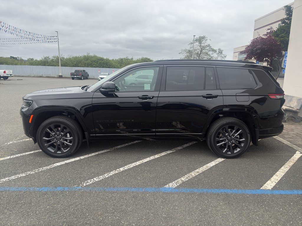 New 2026 Jeep Grand Cherokee L Limited AWD/4WD image 4