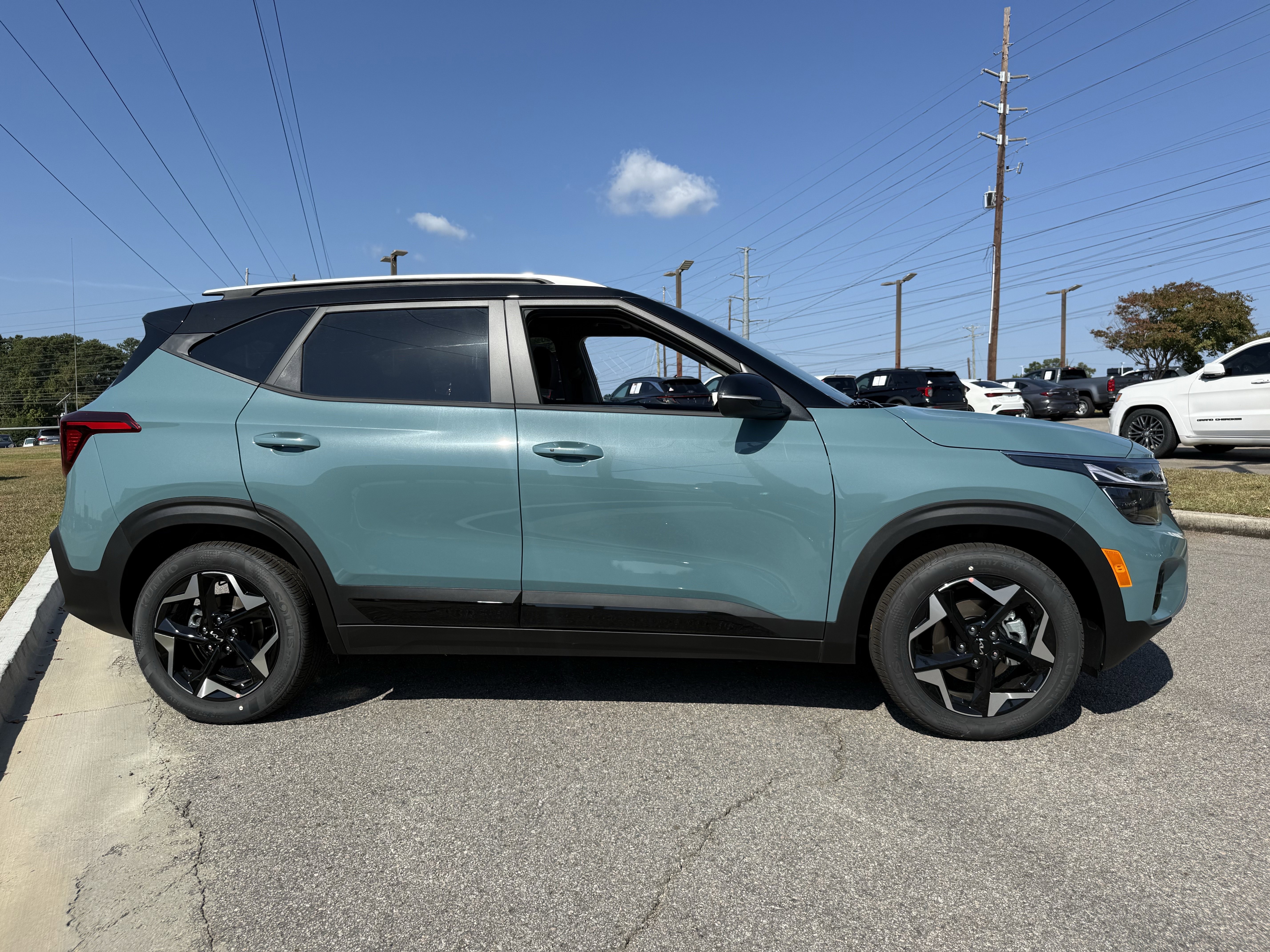 New 2026 Kia Seltos S image 7