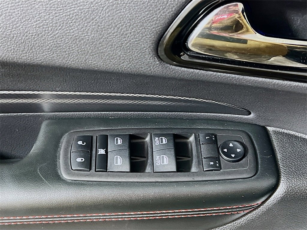 Used 2023 Dodge Durango GT image 17