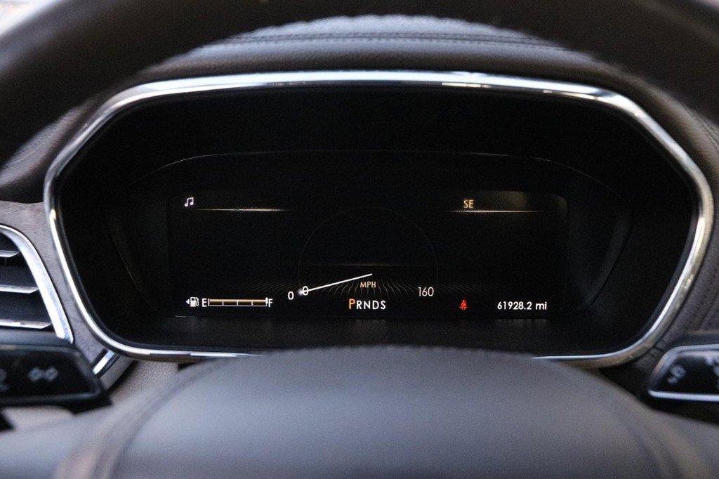 Used 2020 Lincoln Continental Reserve w/ Luxury Package image 14