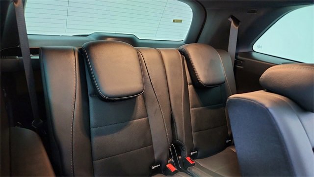 Used 2025 Mercedes-Benz GLS 450 4MATIC image 29