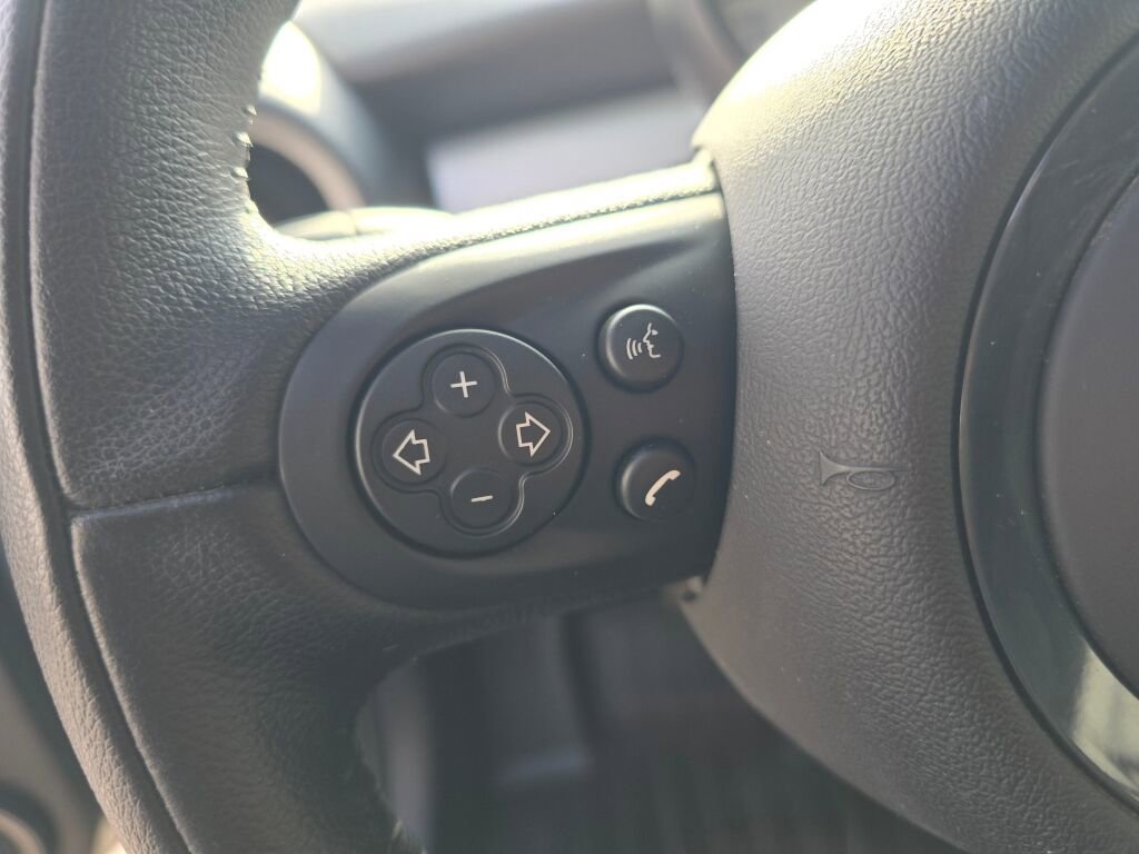 Used 2012 MINI Cooper Hardtop image 17