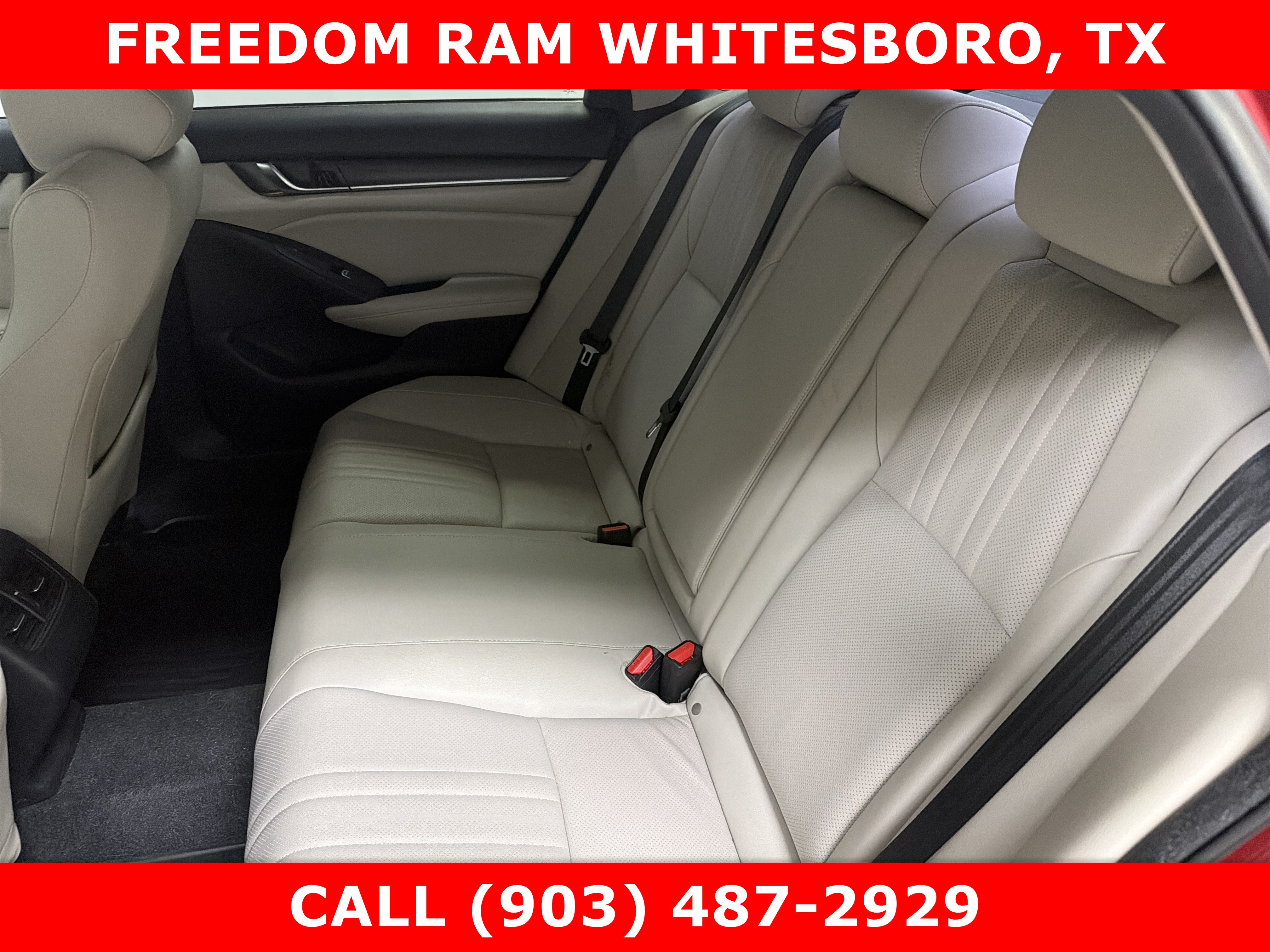 Used 2018 Honda Accord Touring image 8