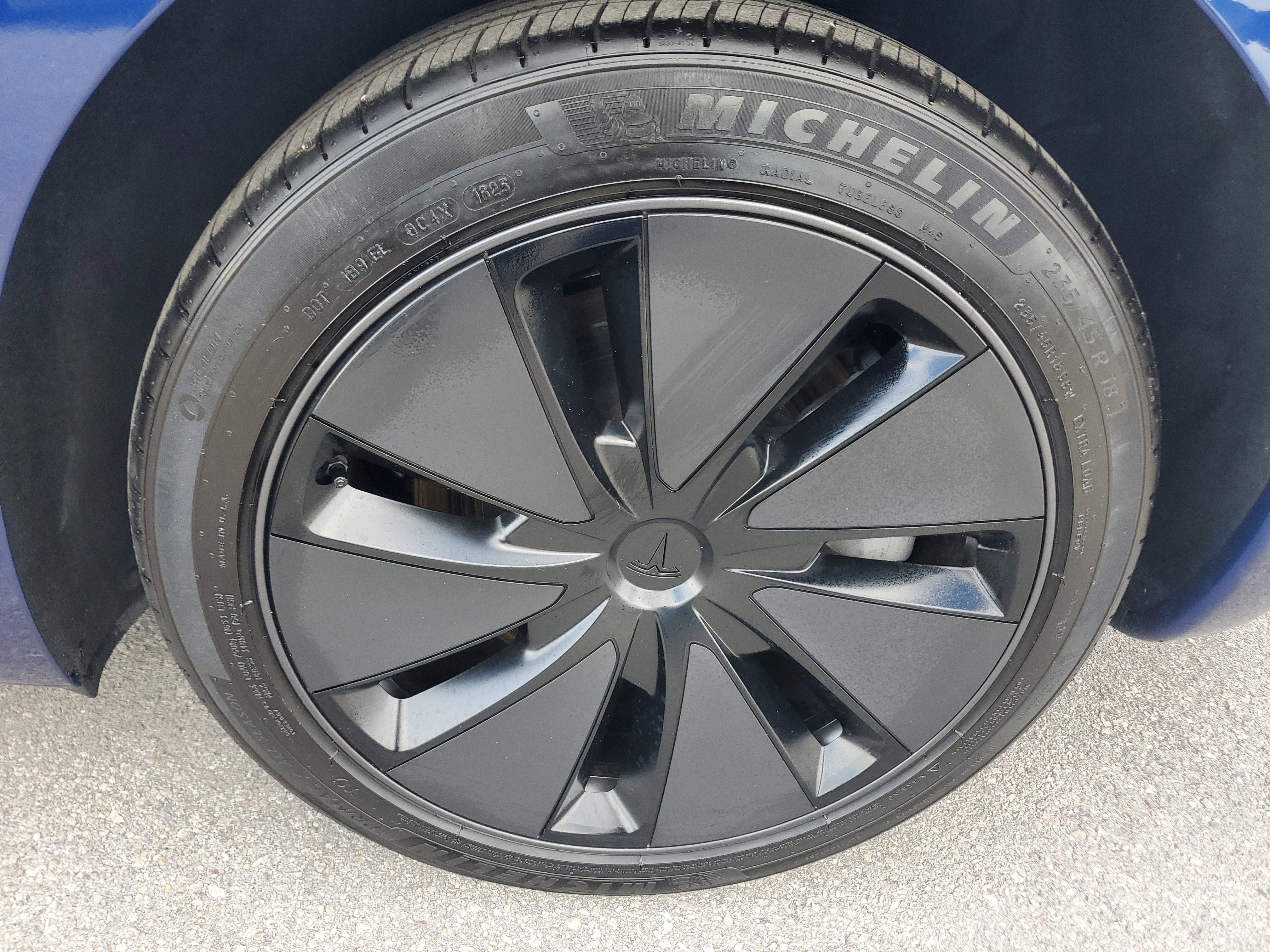 Used 2025 Tesla Model 3 Long Range RWD image 27