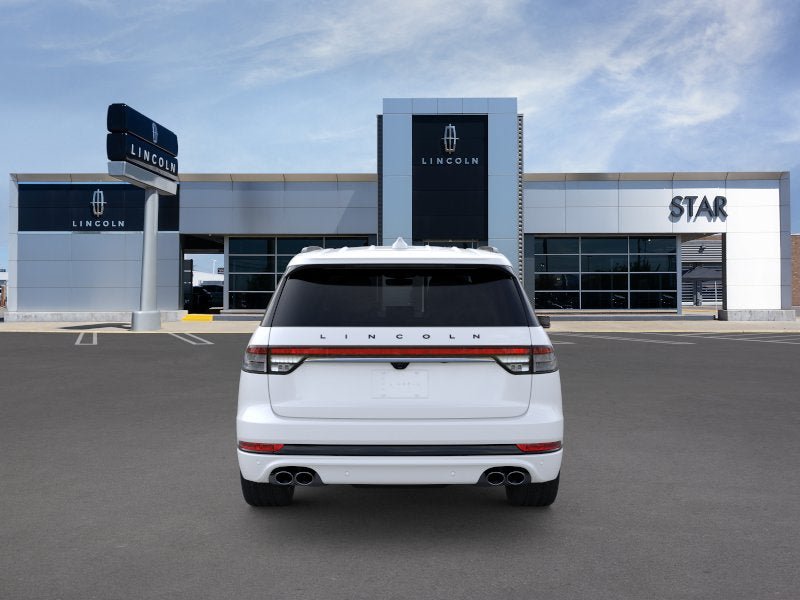 Used 2025 Lincoln Aviator Black Label w/ Jet Appearance Package AWD/4WD image 5
