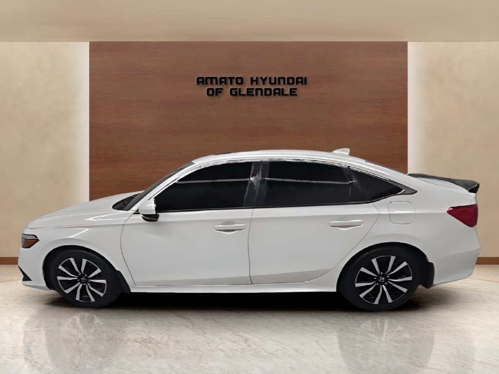 Used 2022 Honda Civic EX image 2