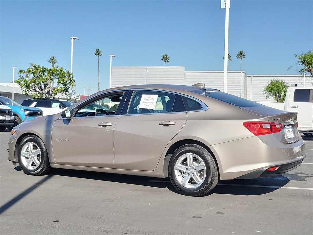Used 2023 Chevrolet Malibu LT image 3