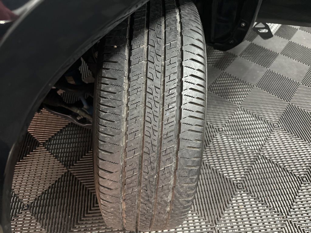 Used 2023 Toyota Tacoma TRD Sport w/ Technology Package image 33