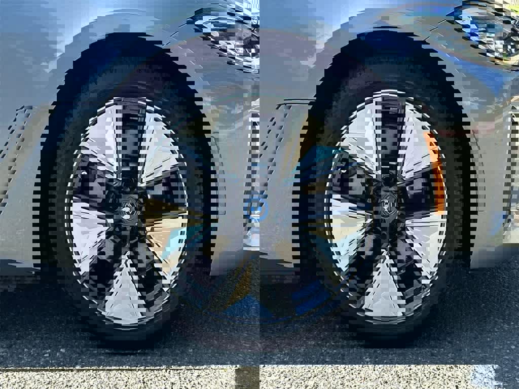 Used 2023 BMW i4 eDrive35 image 52