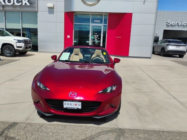 Used 2019 MAZDA MX-5 Miata RF Grand Touring RWD image 10