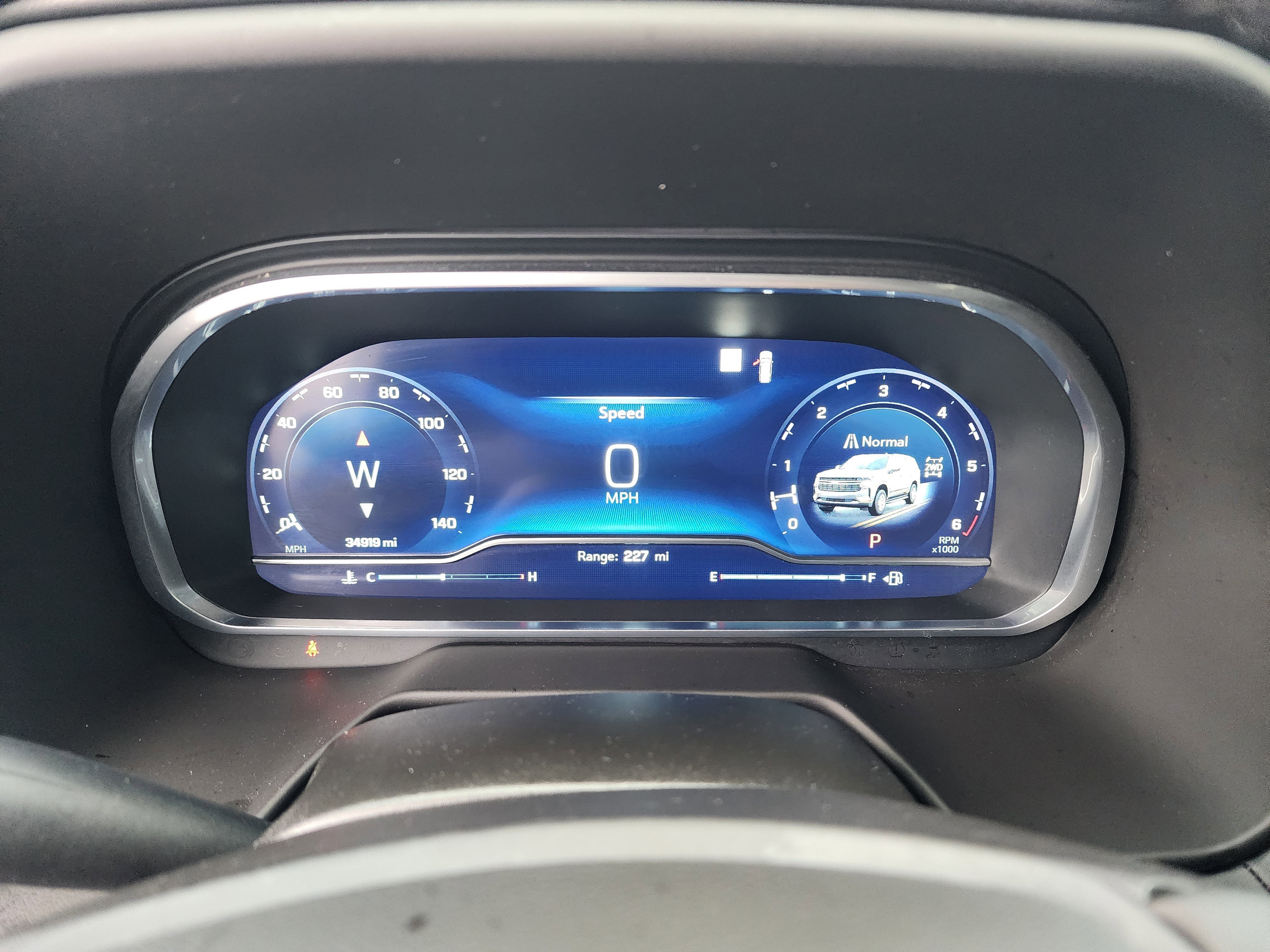 Used 2023 Chevrolet Tahoe Z71 w/ Off-Road Capability Package image 31