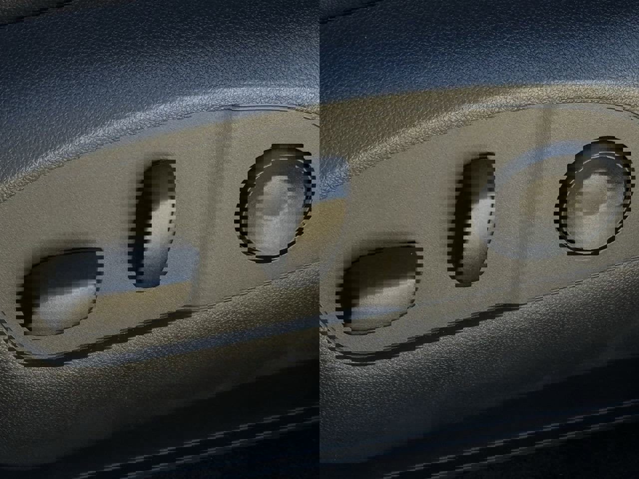 New 2026 Chevrolet Blazer EV LT w/ Super Cruise Package image 23