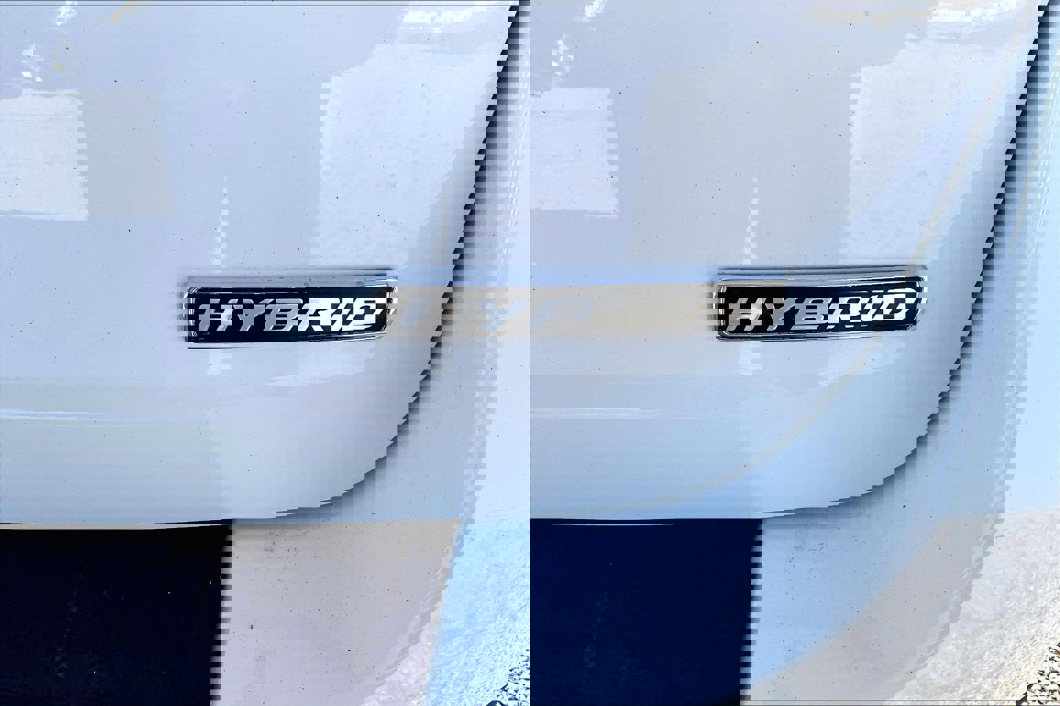 Used 2021 Ford Explorer Limited image 8