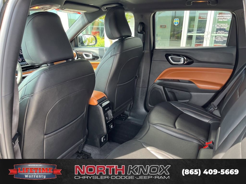 Used 2024 Jeep Compass Limited AWD/4WD image 15