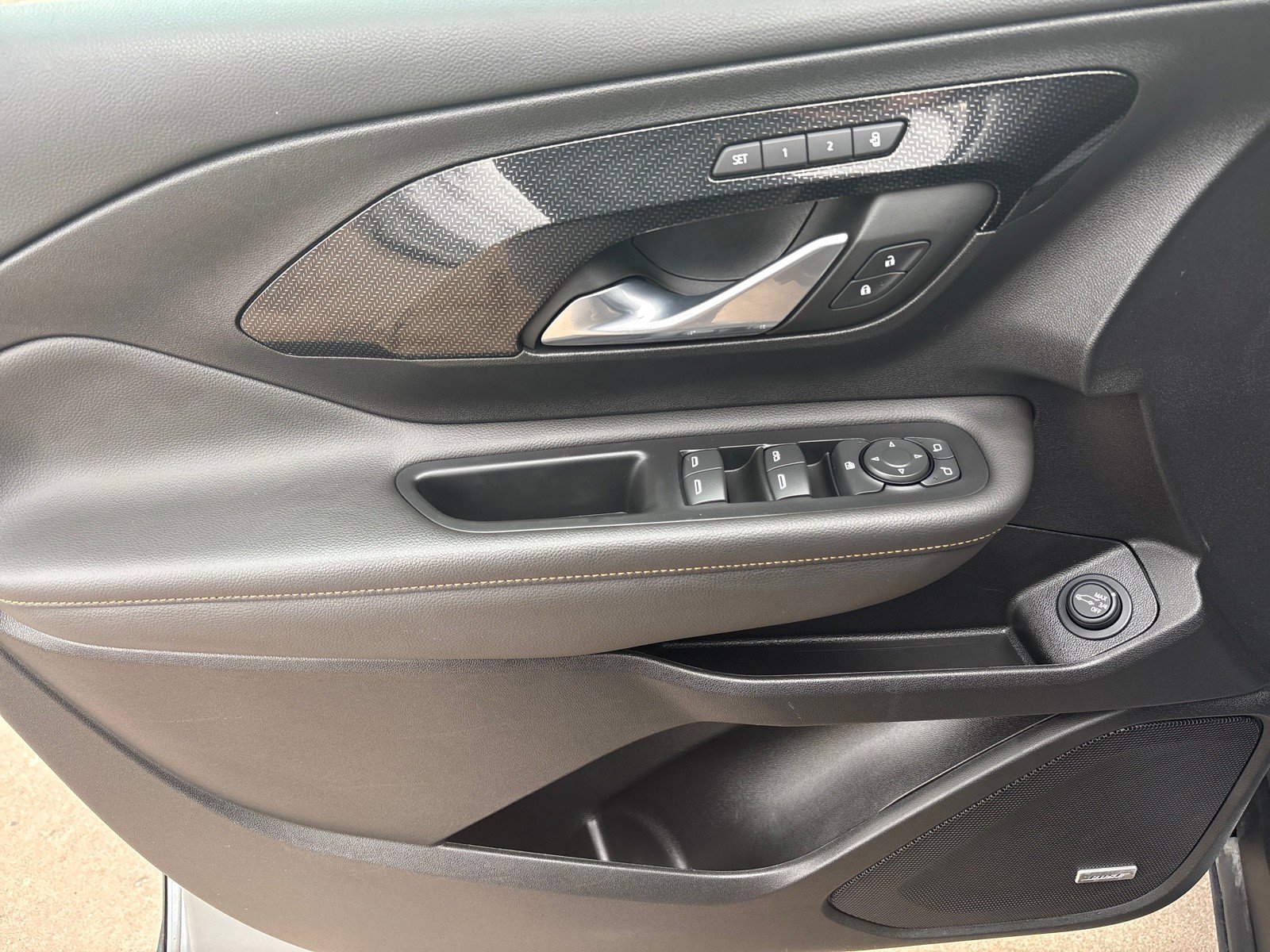 Used 2023 GMC Terrain AT4 w/ Infotainment Package II image 13