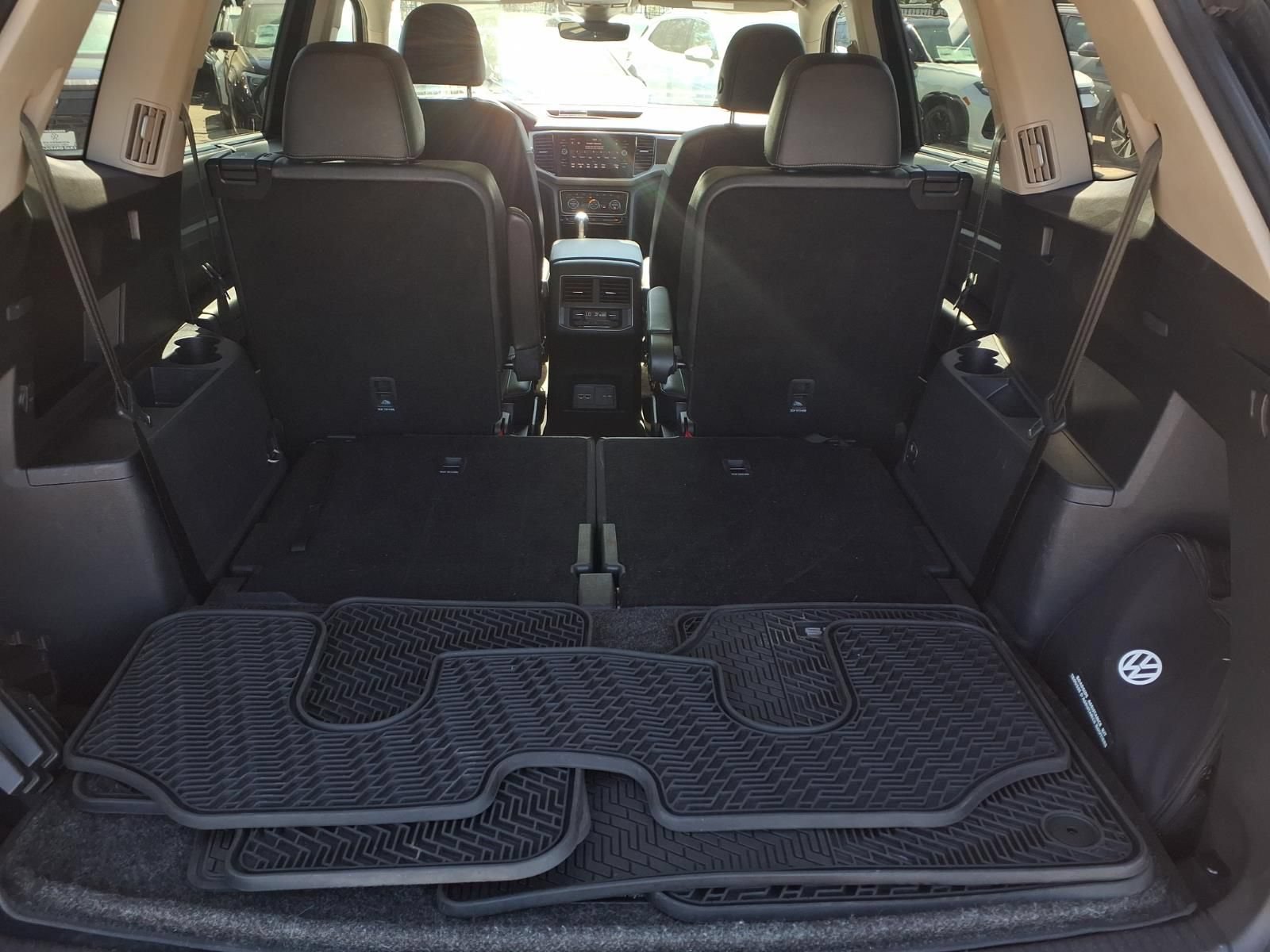 Used 2018 Volkswagen Atlas SEL AWD/4WD image 8