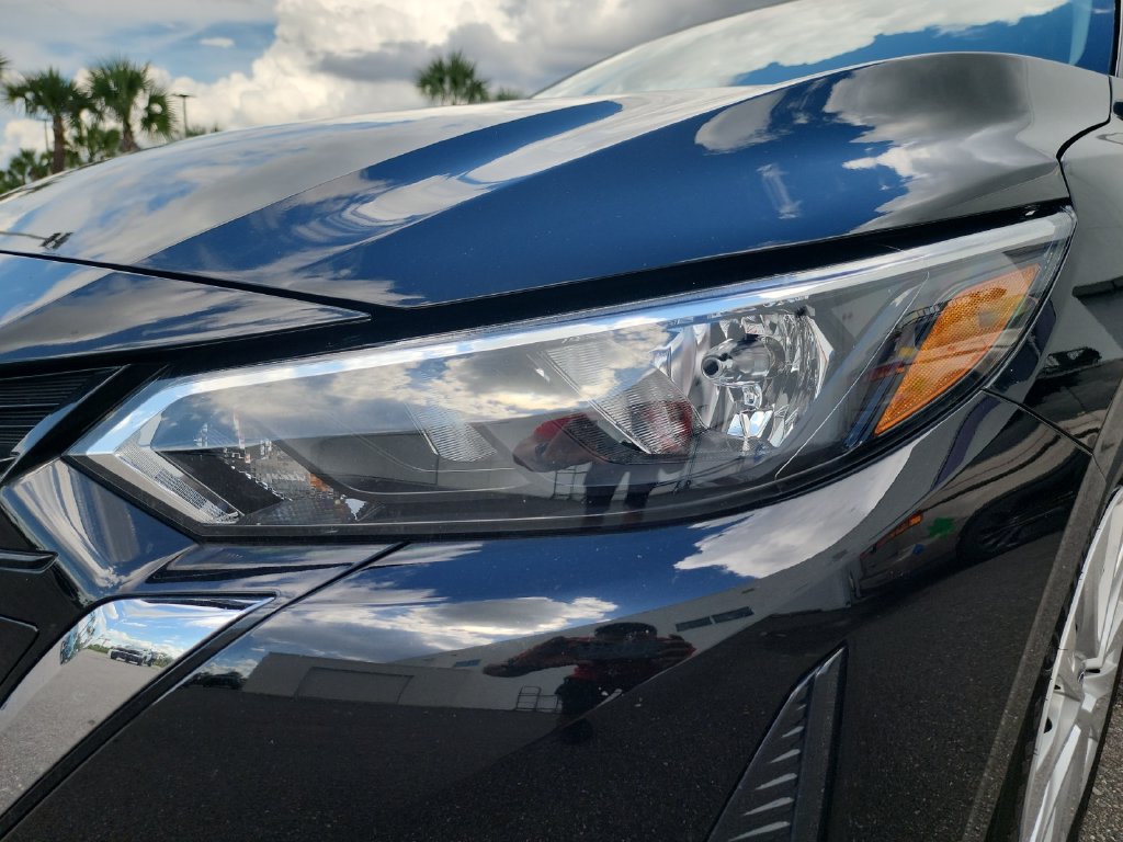 Used 2025 Nissan Sentra S FWD image 25