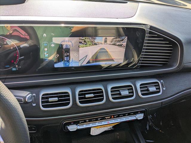 New 2026 Mercedes-Benz GLS 580 4MATIC image 9