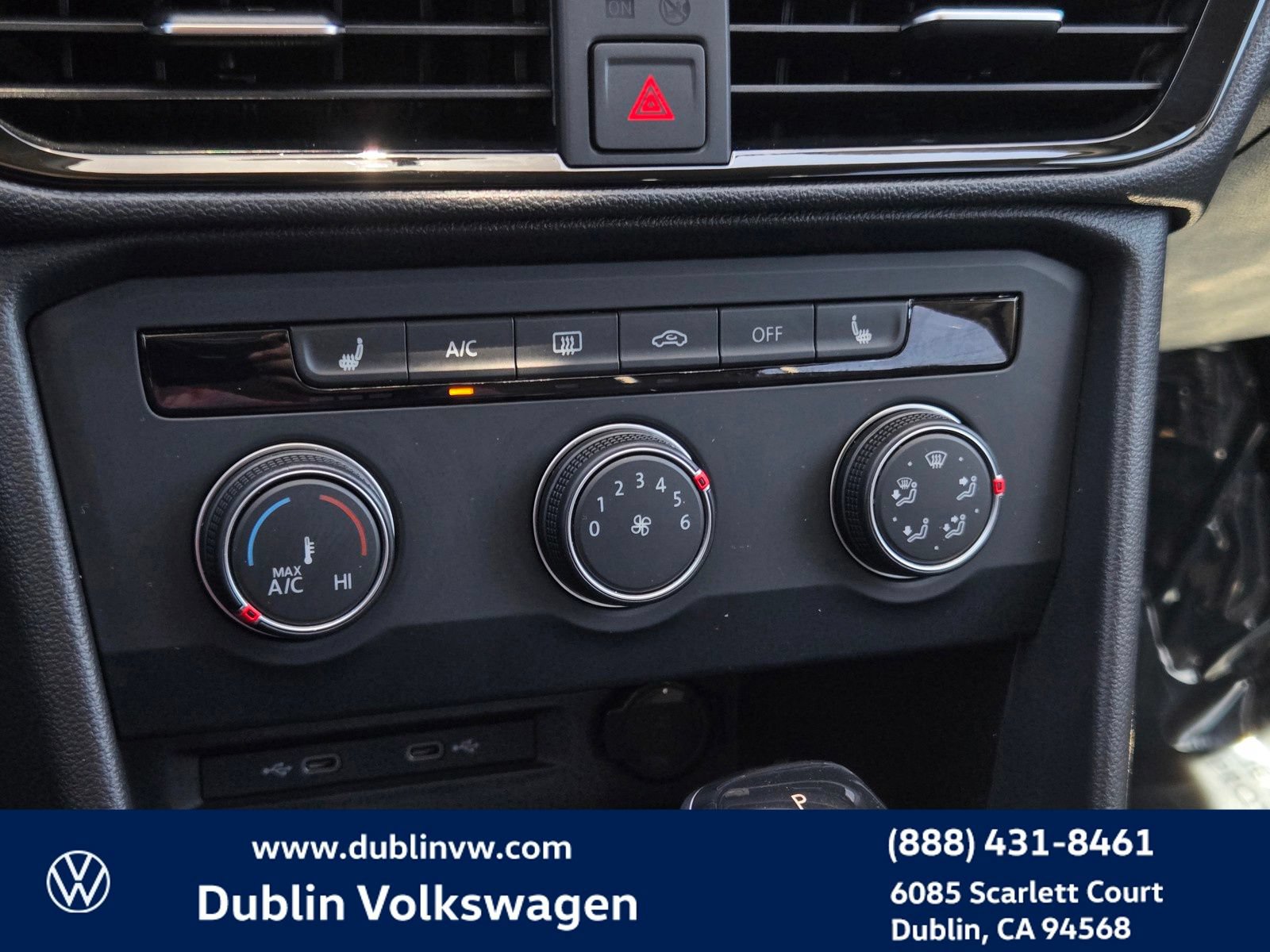 Used 2022 Volkswagen Taos SE AWD/4WD image 18