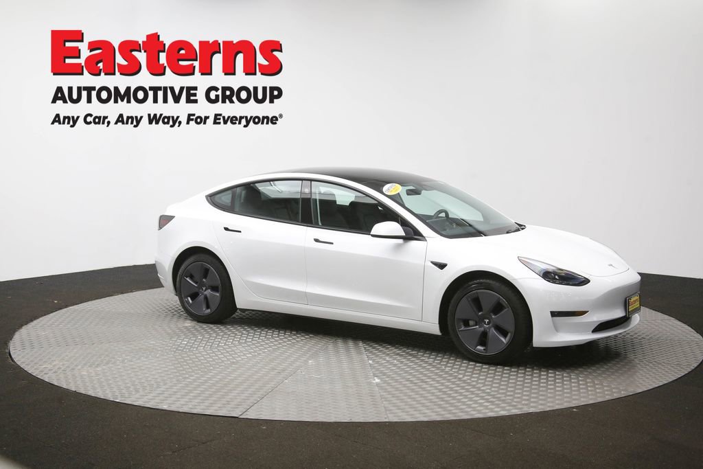 Used 2023 Tesla Model 3 Standard Range image 44