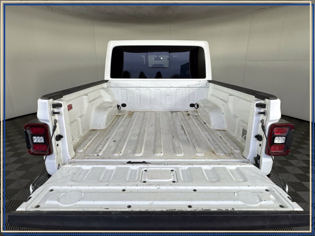 Certified 2021 Jeep Gladiator Overland AWD/4WD image 33