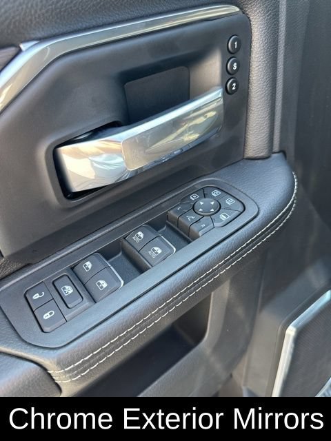 New 2026 RAM 2500 Laramie w/ Night Edition AWD/4WD image 25